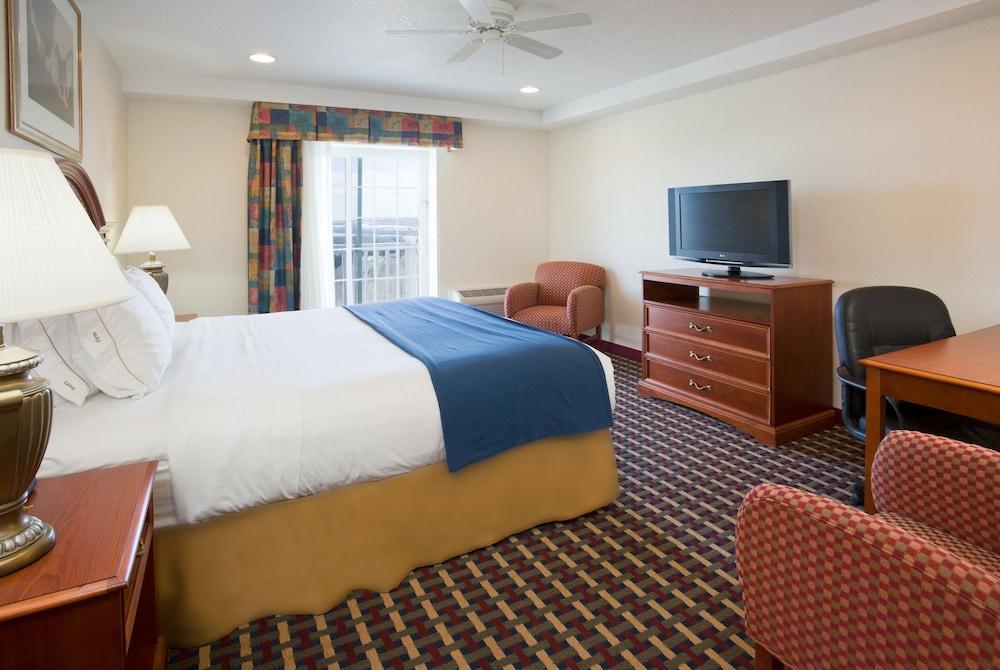 Holiday Inn Express Hotel & Suites Petoskey By Ihg Eksteriør billede