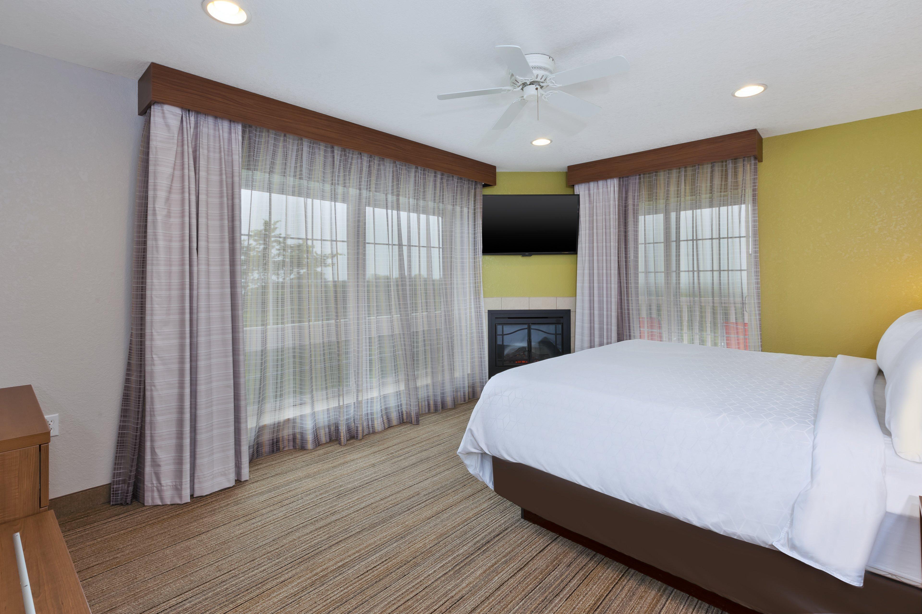 Holiday Inn Express Hotel & Suites Petoskey By Ihg Eksteriør billede