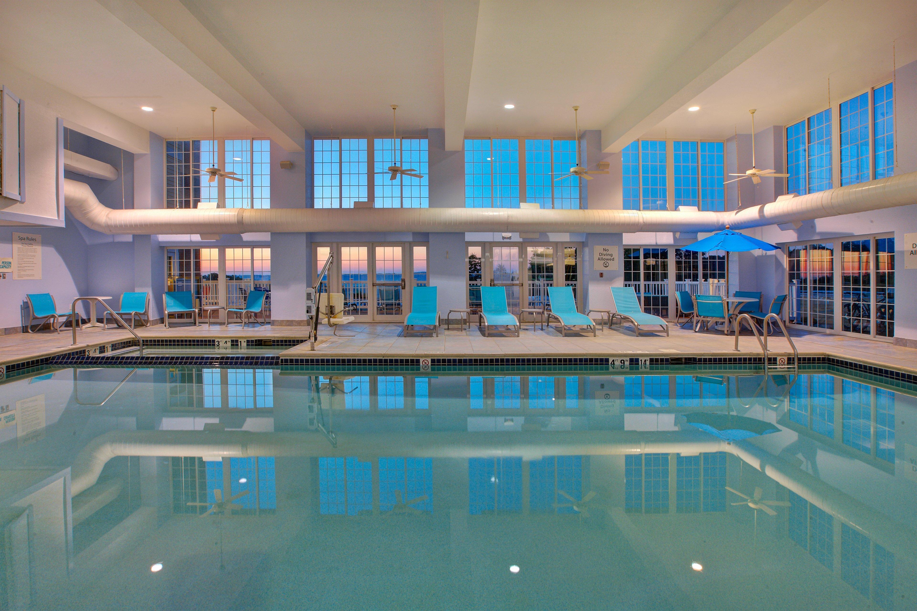 Holiday Inn Express Hotel & Suites Petoskey By Ihg Eksteriør billede